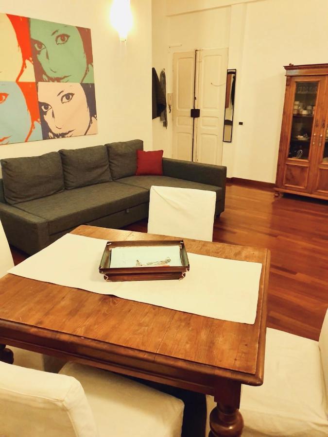 Apartment Tra La Basilica Di San Giovanni E Il Colosseo Rom